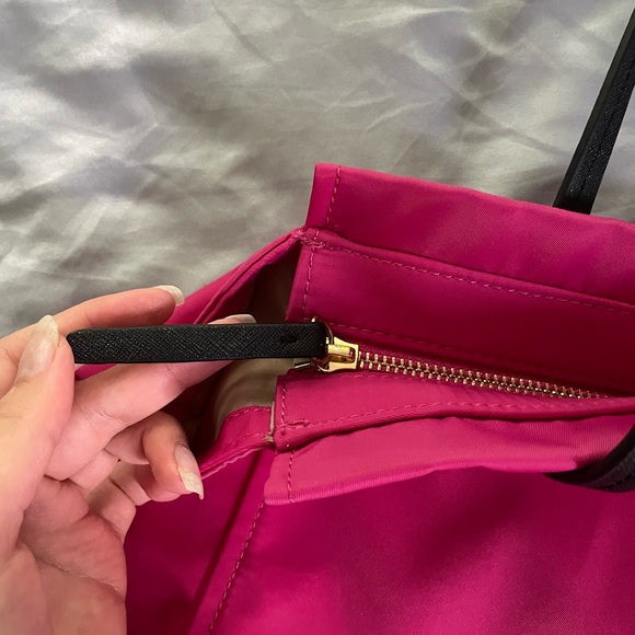 Princess Cruises hot-pink handbag - Picture 4 of 12